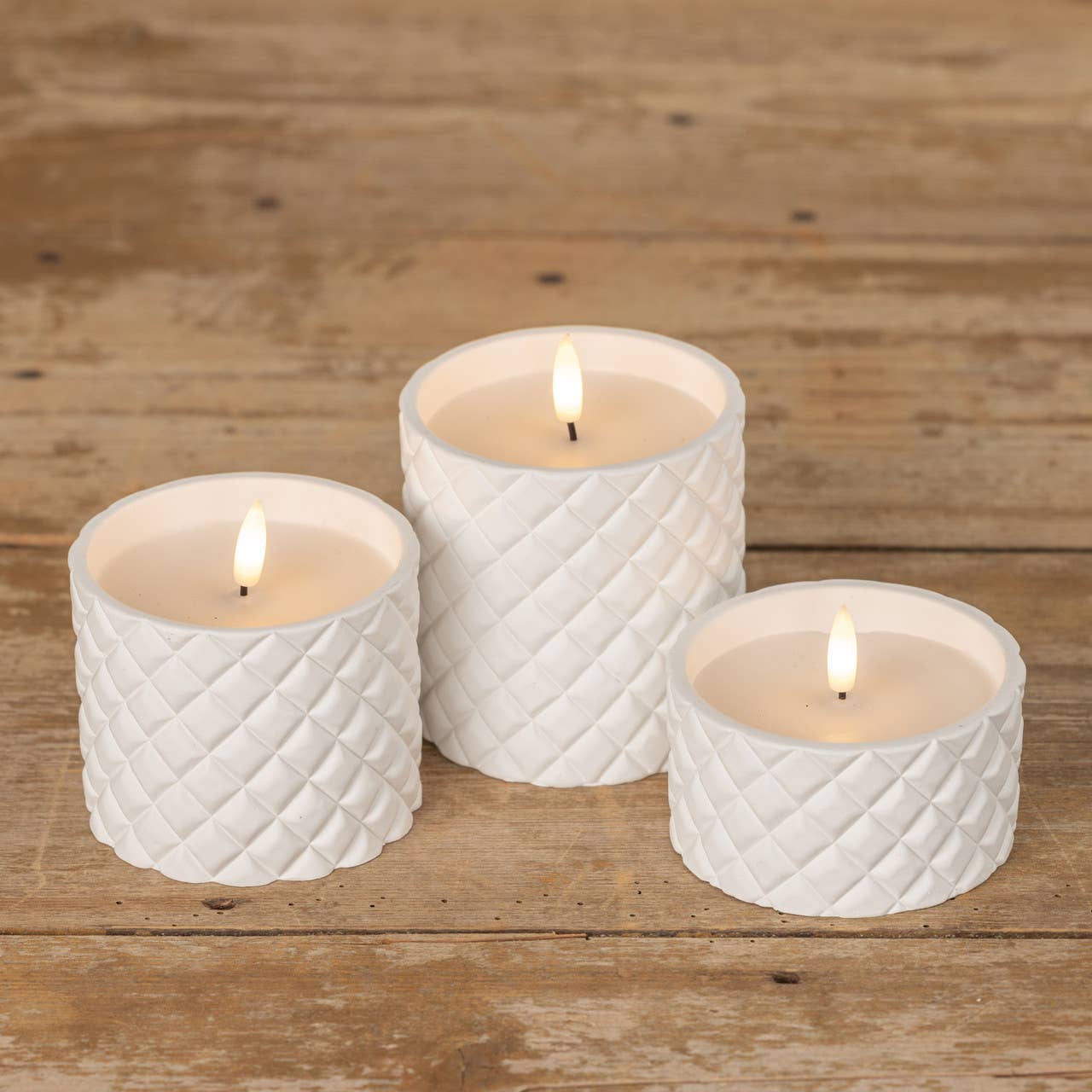 Candle White Grid 4"